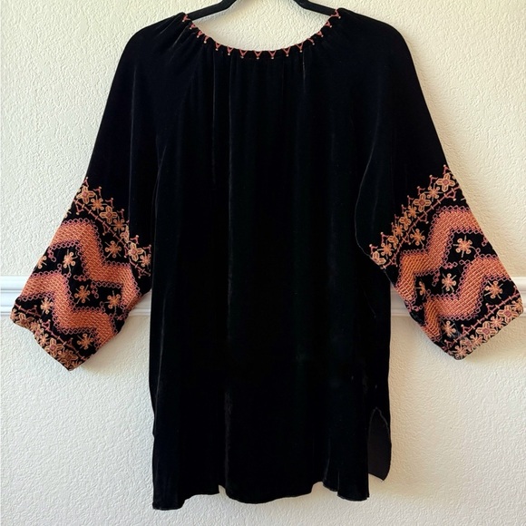 Johnny Was Silk Blend Boho Elim Velvet Peasant Blouse Embroidered Black Sz Large - Picture 2 of 12